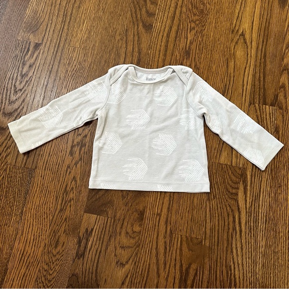 Hanes Flexy soft knit long-sleeve shirt bundle, size 6-12M (set of 5) - Picture 2 of 7